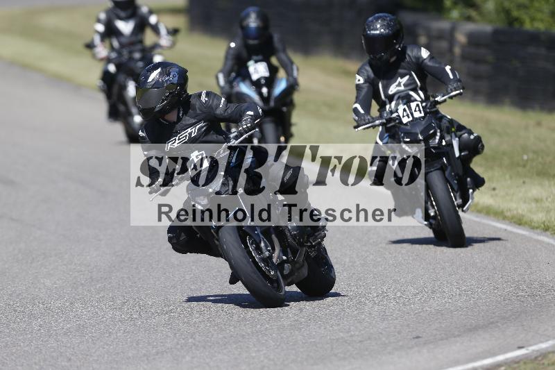 /15 22.05.2026  Plüss Moto Sport  Discover the Bike ADR /Gruppe gruen - Bike 1/47